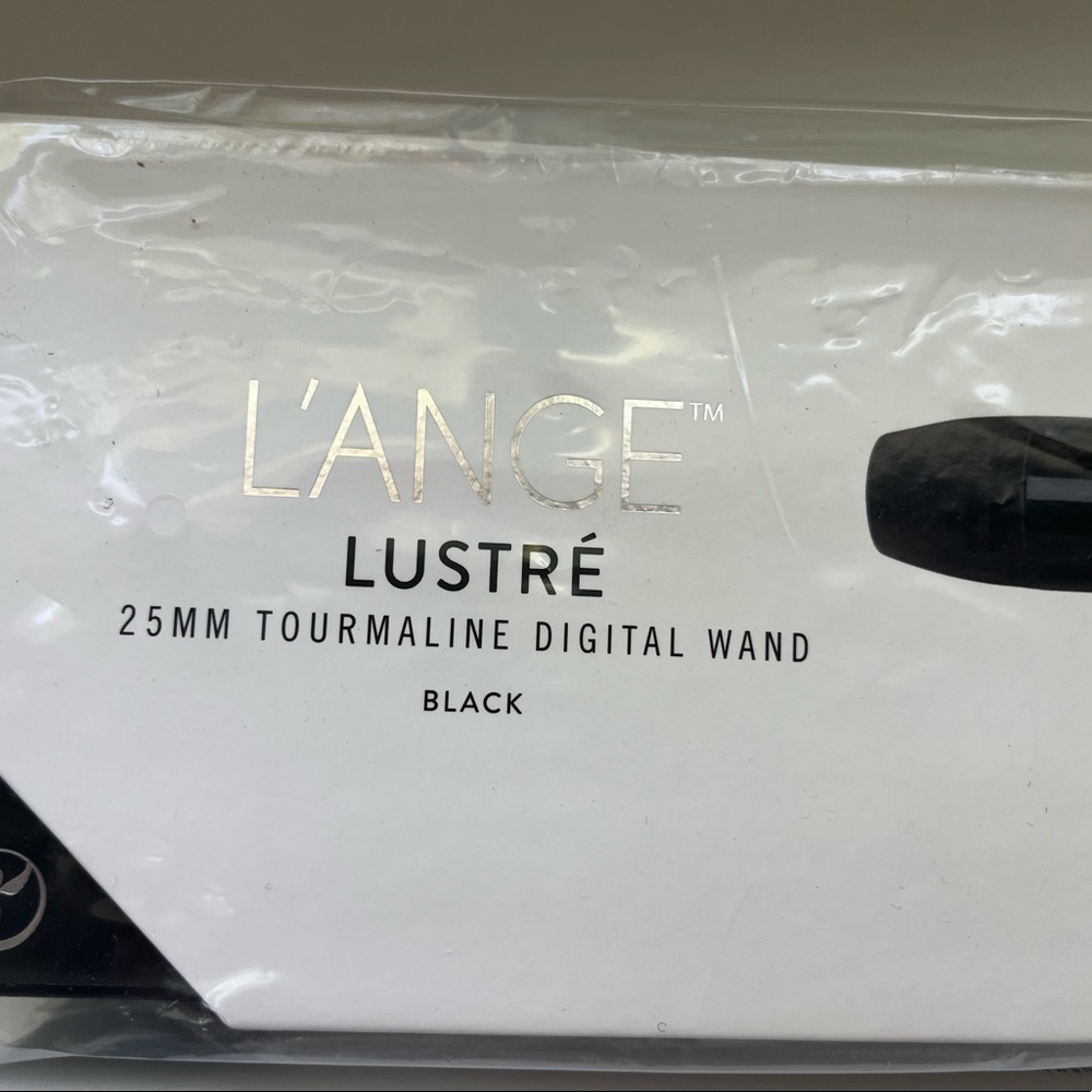 NWT L’ange Tourmaline 25mm Wand Black